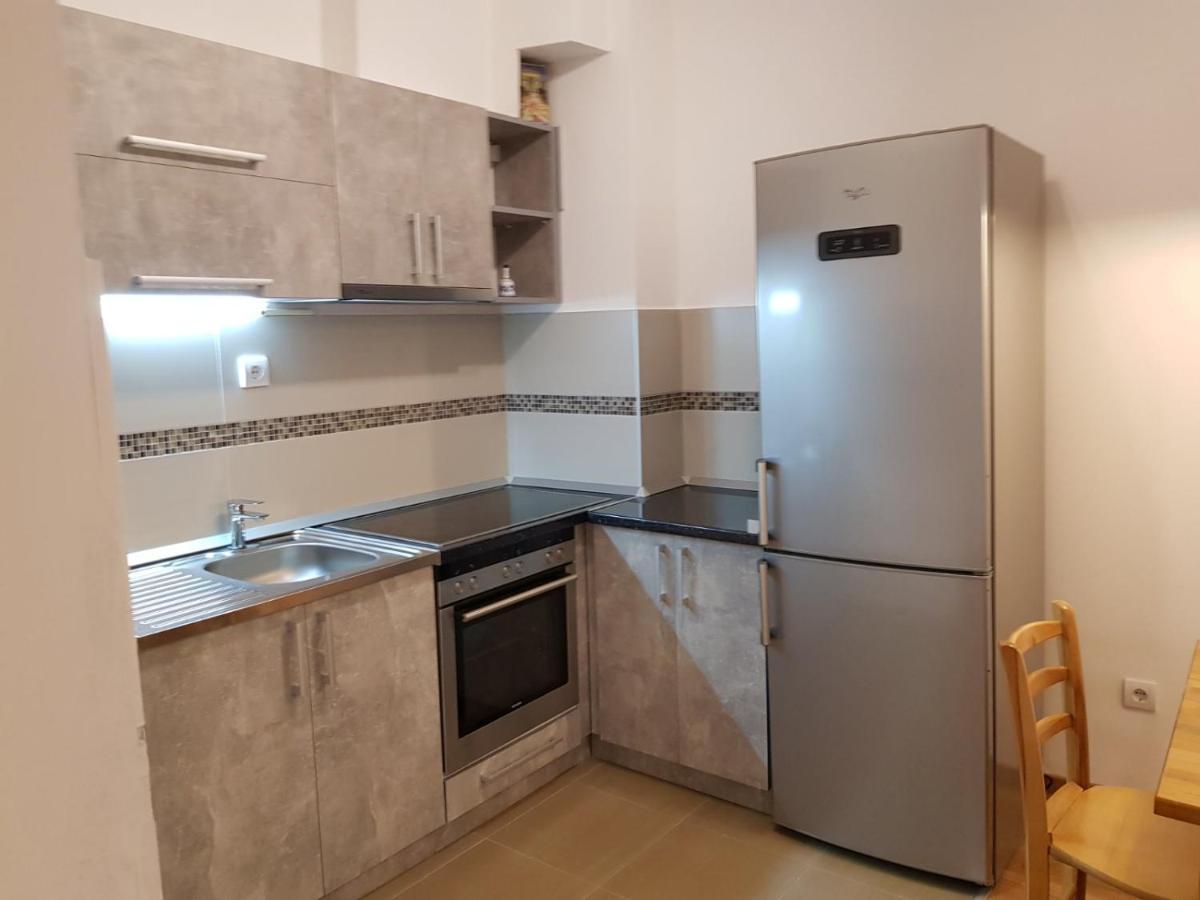 Aurora Apartment Subotica Exterior photo